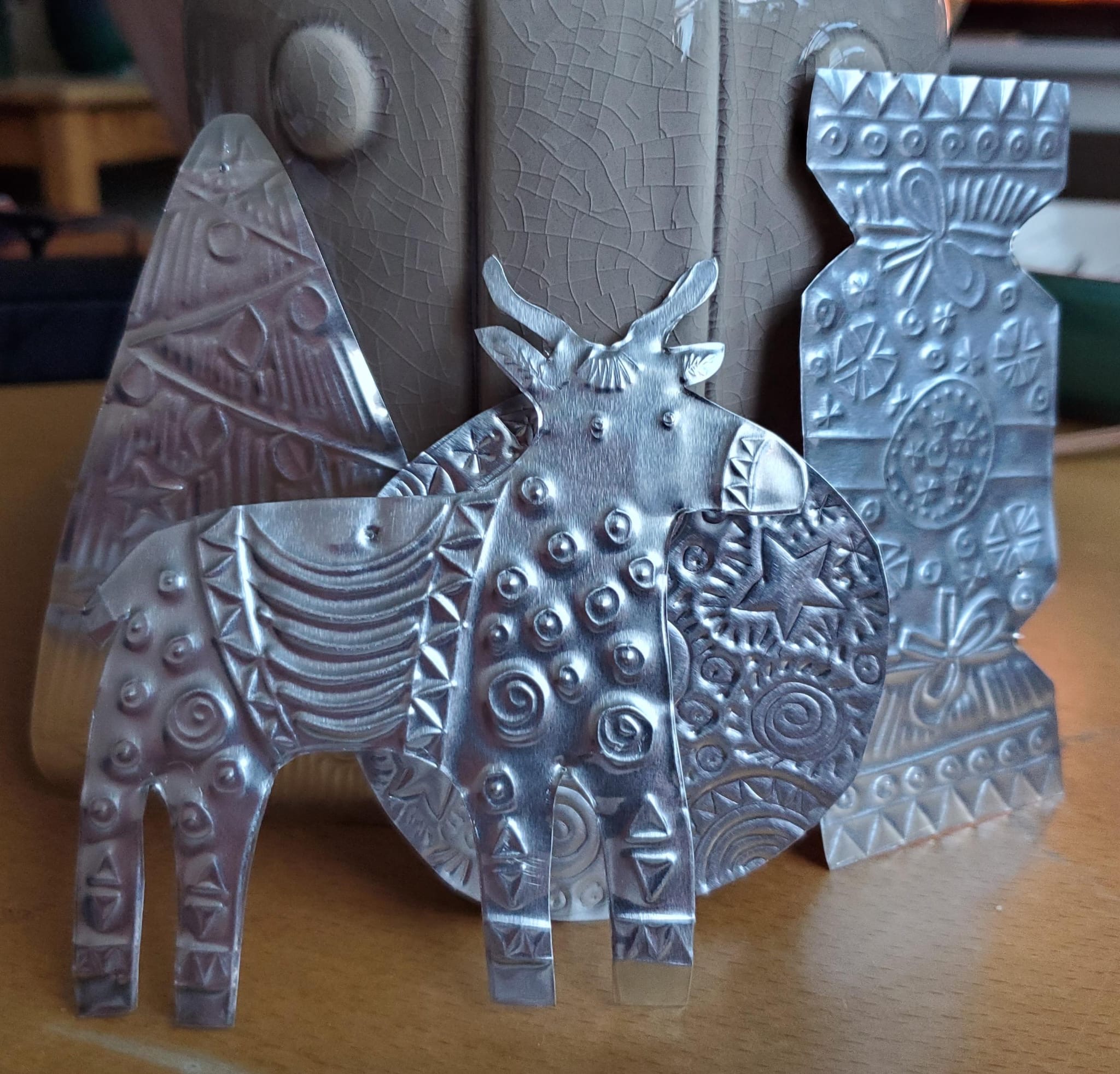 Embossed Christmas Decorations: Metal (DEC 16TH)